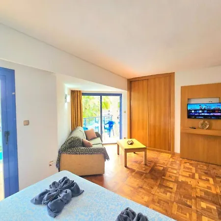 Pepitas With Sea And Pool Views Steps From Puerta Marina And The Beaches By Namaste Elite Appartamento